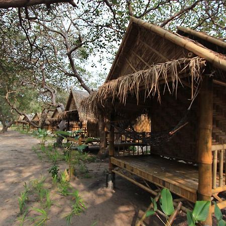 Chalee Tropicana Bungalow Ко Паям Стая снимка